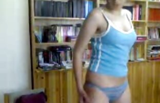 XXX In due archi, dai capelli castani donna in figa porno da vedere in coppia