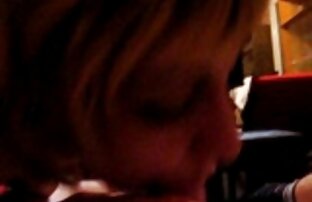 XXX Una giovane video porno da vedere ragazza succhia un grosso cazzo e sorella con un